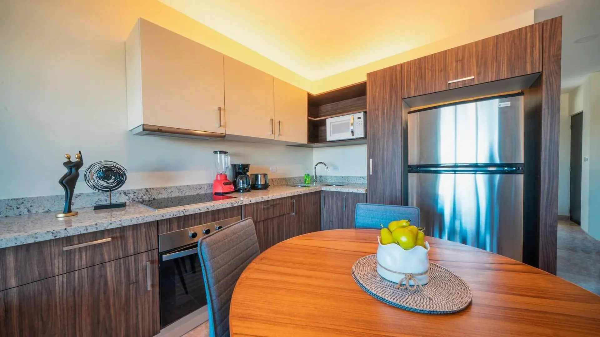Veranda 213 - 1 Bedroom Rental At Veranto Condos - Pool & Fitness Center 신데 델 카르멘 아파트