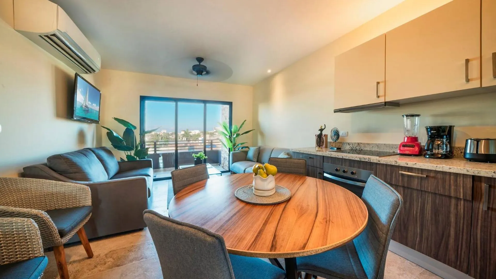 Veranda 213 - 1 Bedroom Rental At Veranto Condos - Pool & Fitness Center 신데 델 카르멘 아파트
