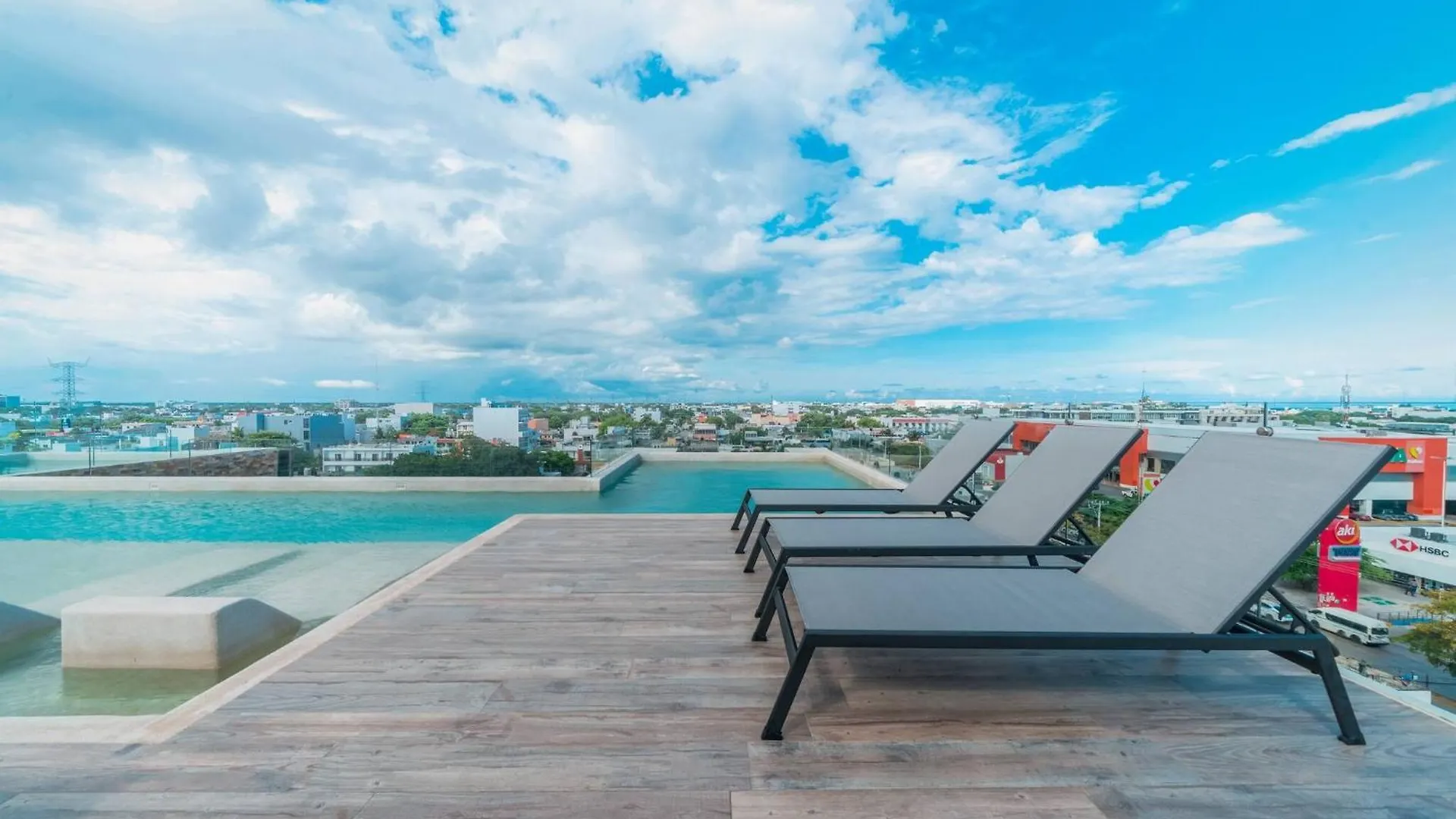 Veranda 213 - 1 Bedroom Rental At Veranto Condos - Pool & Fitness Center Playa del Carmen